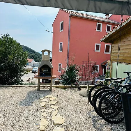 Adepto * Sveti Jakov